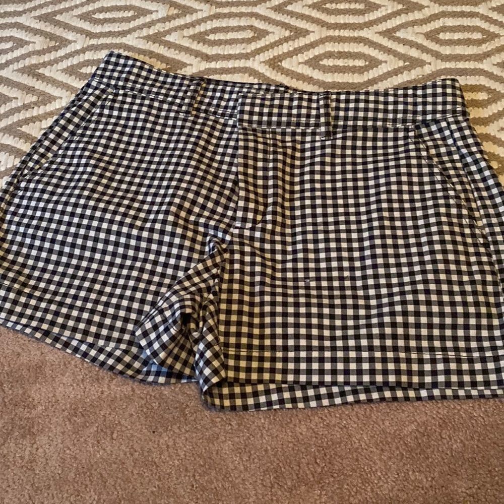 Gap plaid shorts 10